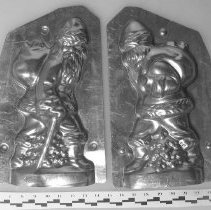 Chocolate Mold Outside